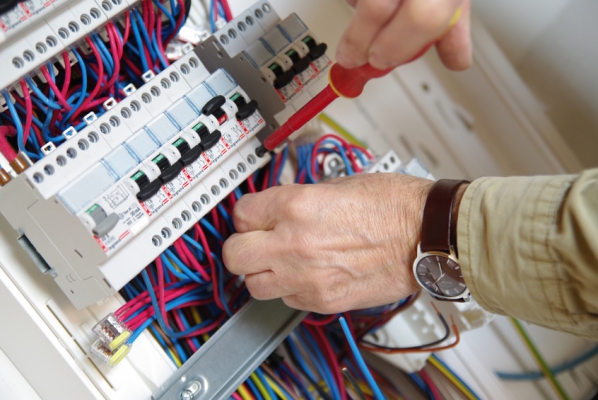 Remplacement de tableau électrique à Pezou